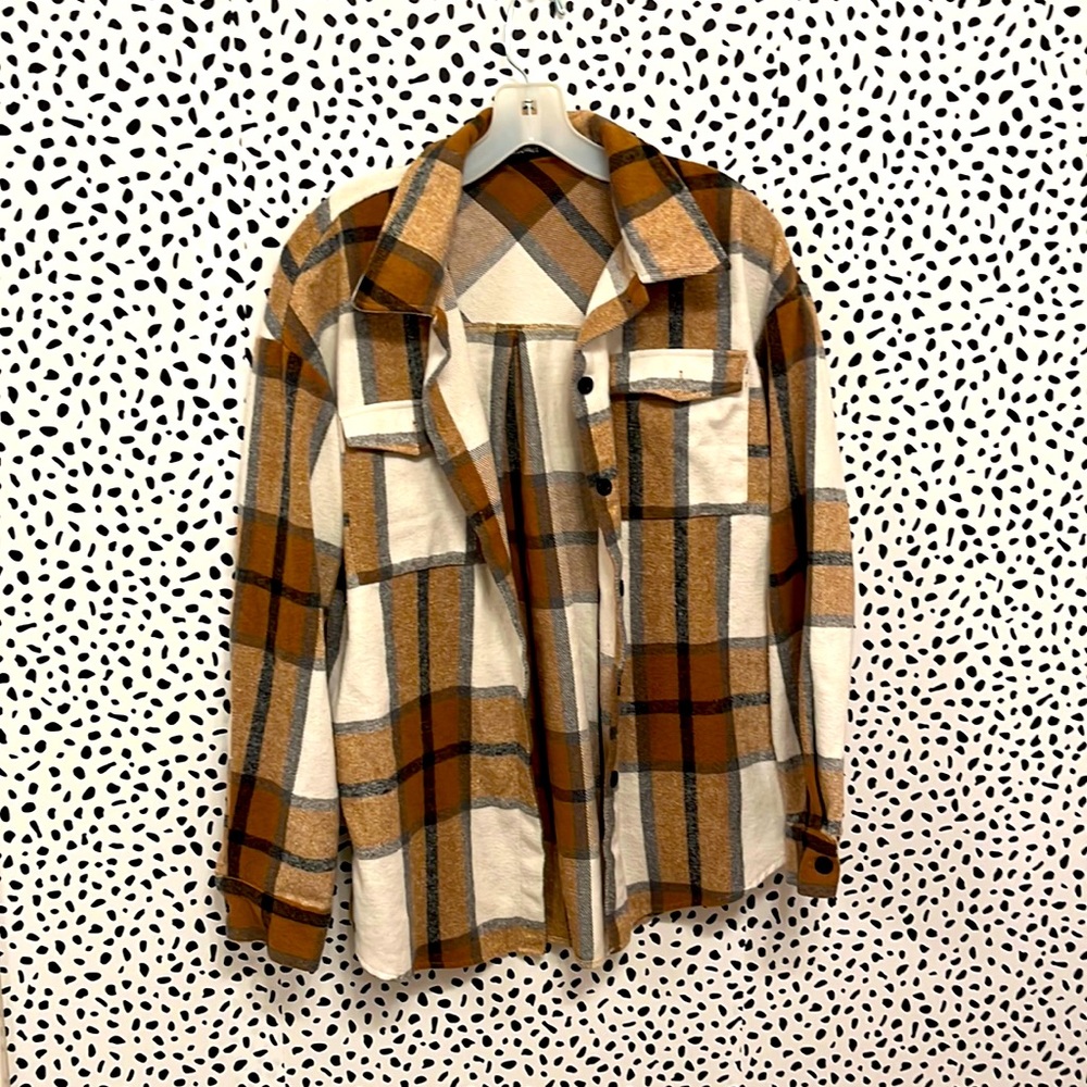 AUTOMET brown, checkered, oversized shacket with pockets, worn once.